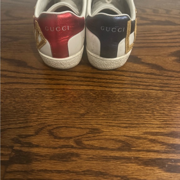 🌸 SOLD 🌸 Gucci Loved Sneakers. Size 6 - Picture 5 of 5